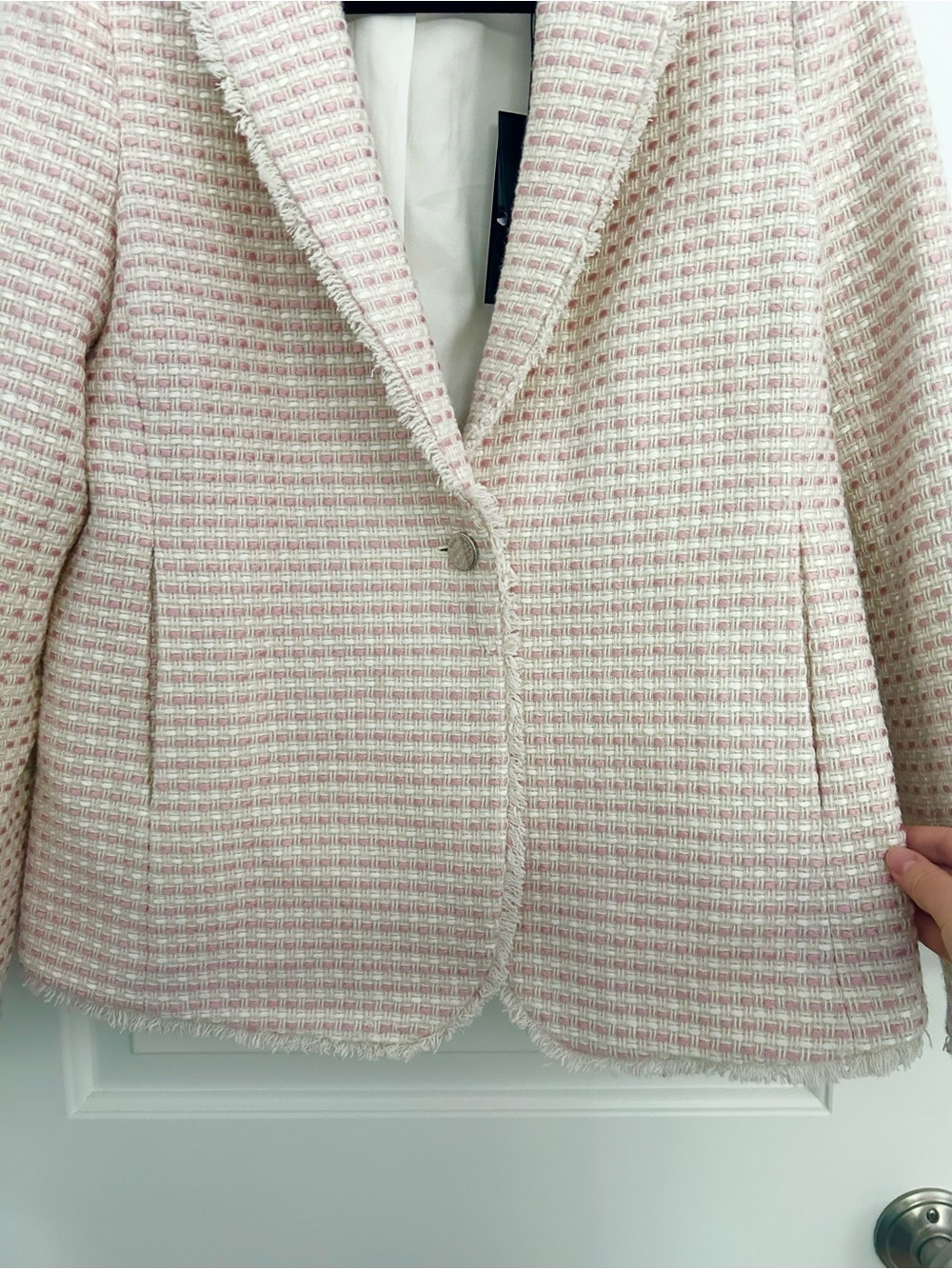 Elie Tahari Wool Blend Tweed One Button Nora Blazer in Light Pink - Picture 10 of 12